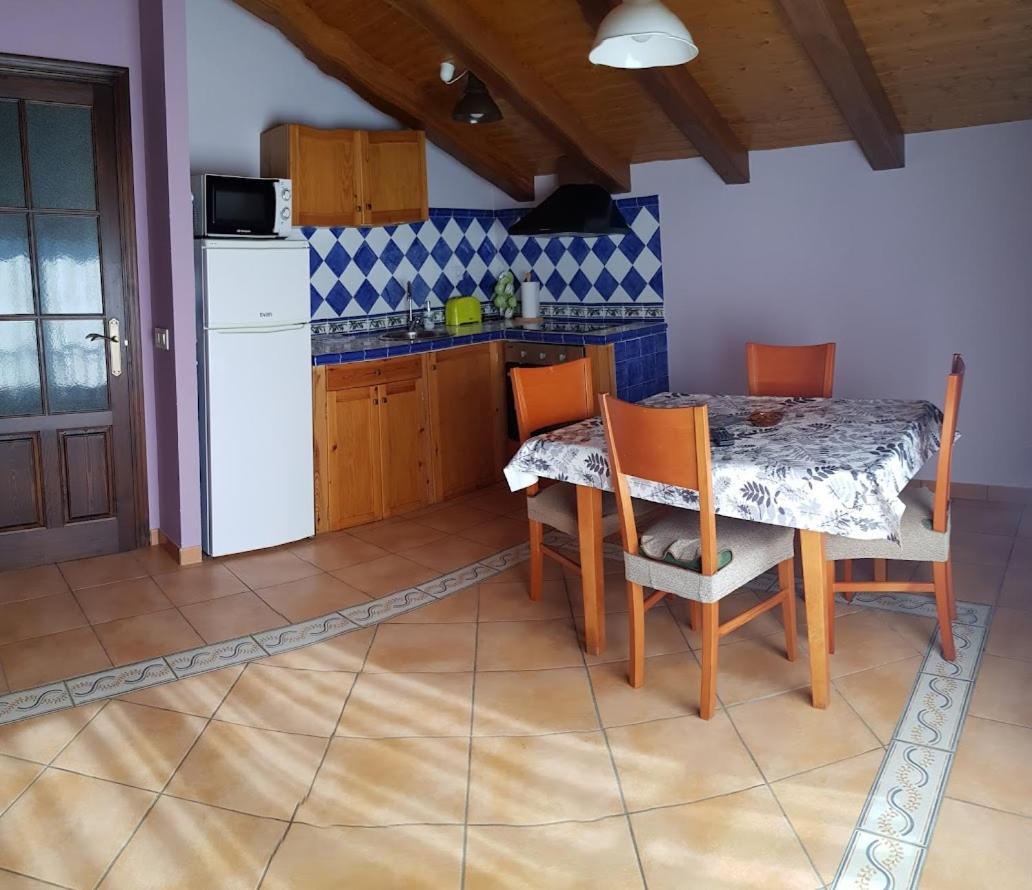 Apartamento Casa Cavero Almazorre Buitenkant foto